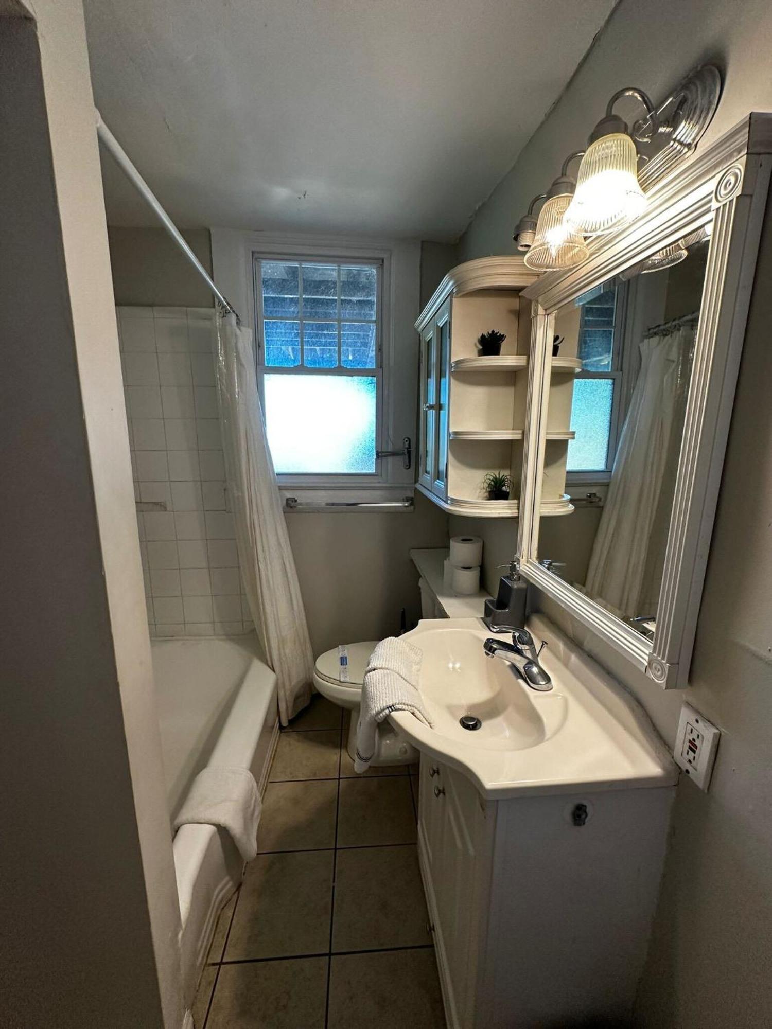 Redmont Revival-unit B-walkable-uab * Birmingham